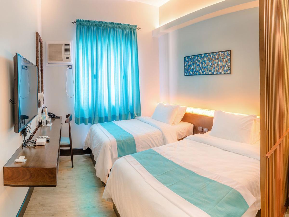 Twin Tides Panglao Hotel Exterior photo