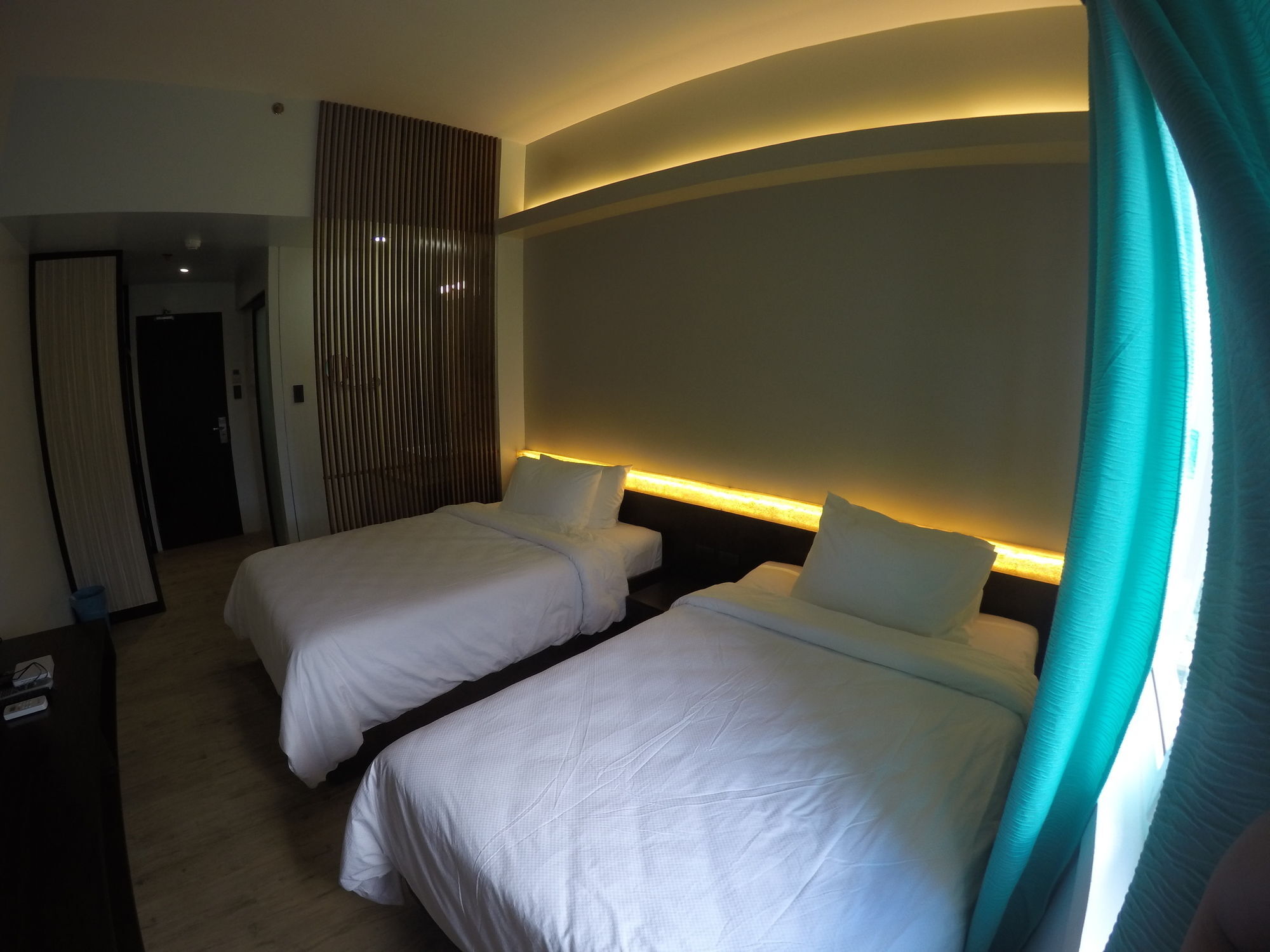 Twin Tides Panglao Hotel Exterior photo