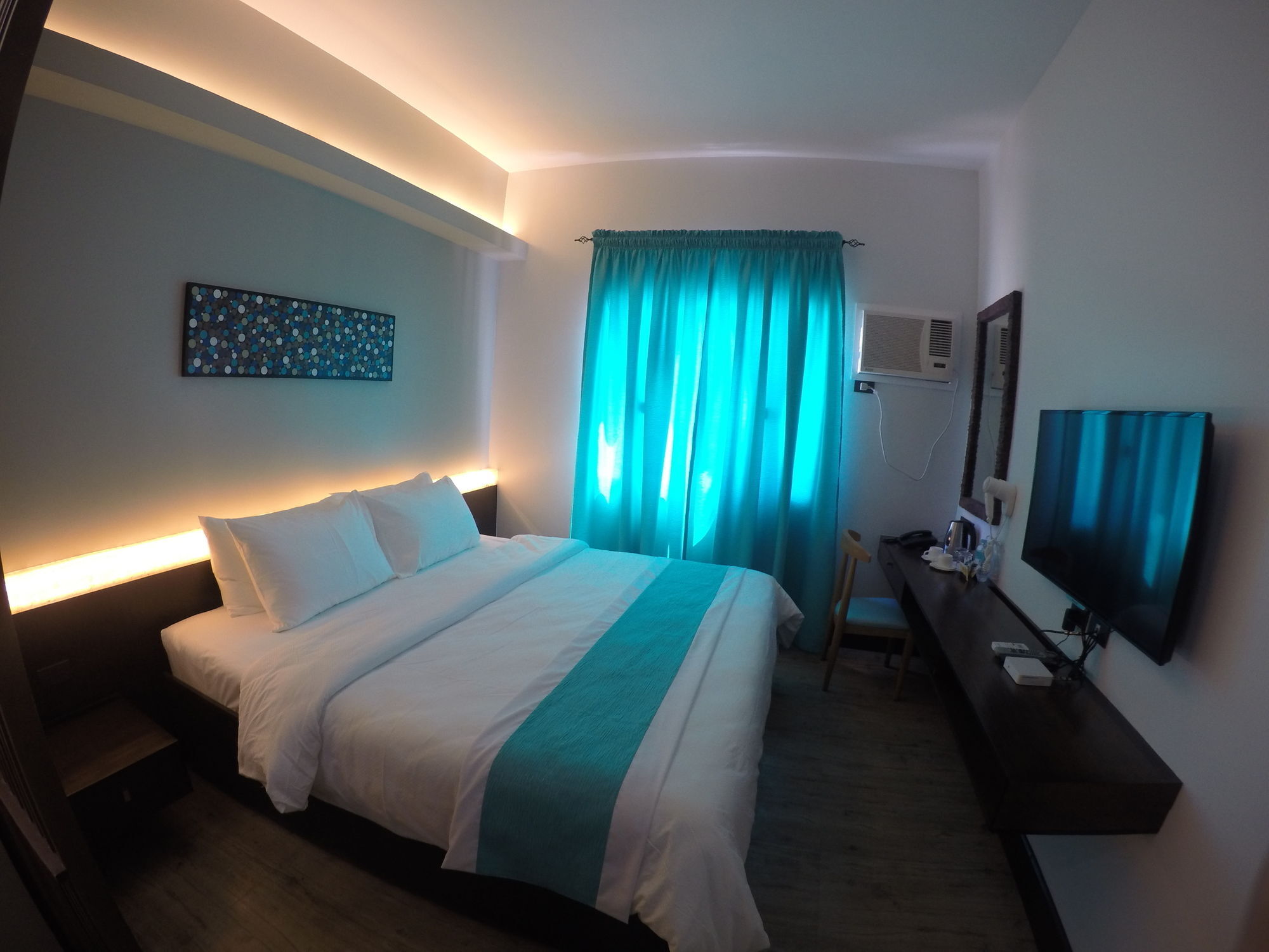 Twin Tides Panglao Hotel Exterior photo