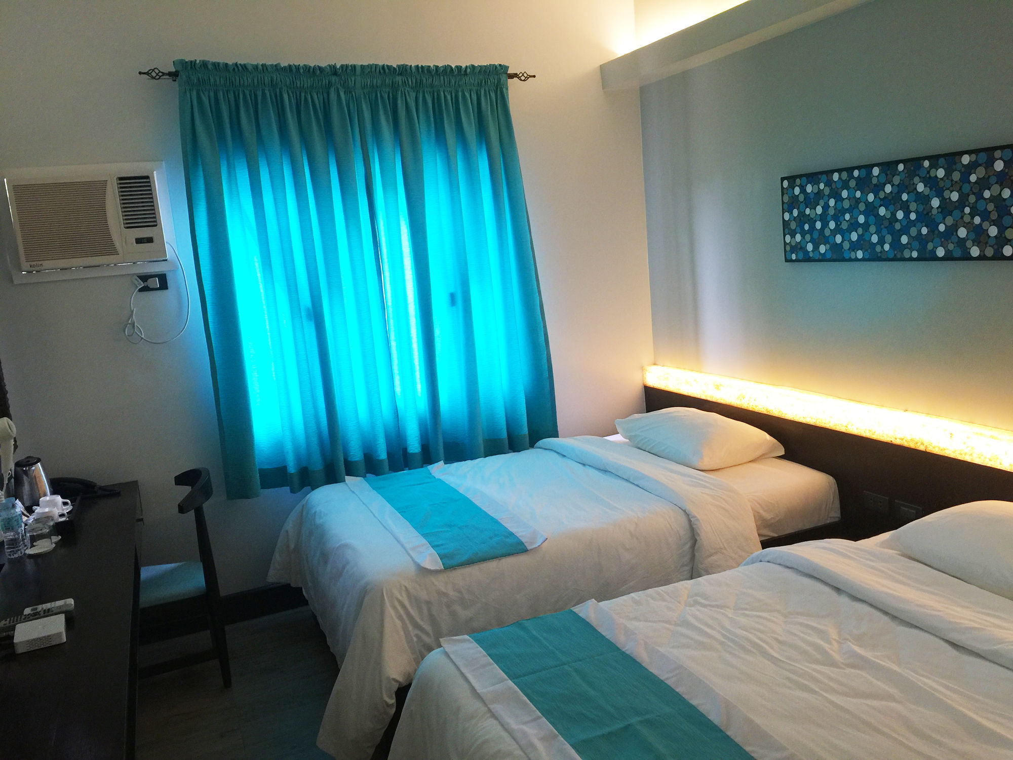 Twin Tides Panglao Hotel Exterior photo