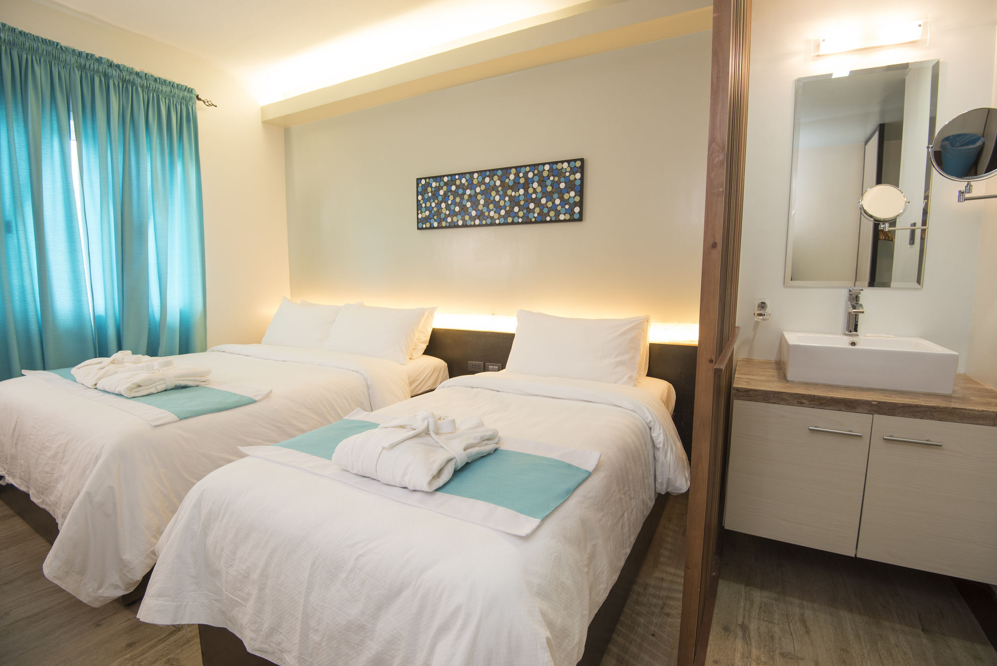 Twin Tides Panglao Hotel Exterior photo